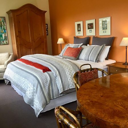 Llarrinda Bed & Breakfast Foster Εξωτερικό φωτογραφία